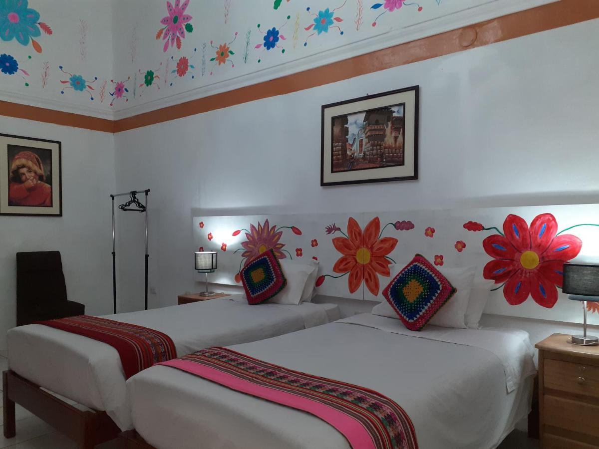 Reinbo Garden Bed & Breakfast Cusco Bagian luar foto