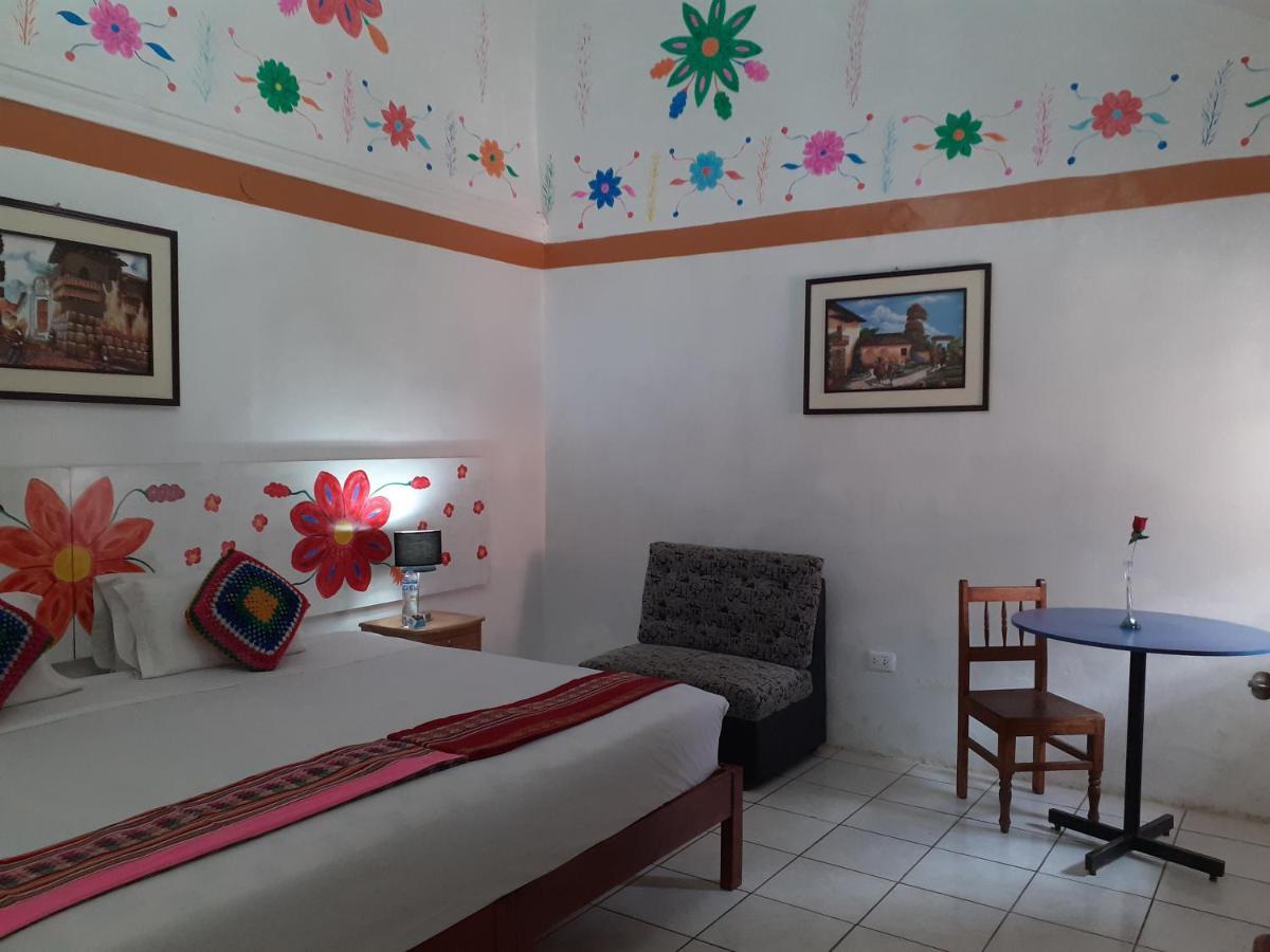 Reinbo Garden Bed & Breakfast Cusco Bagian luar foto